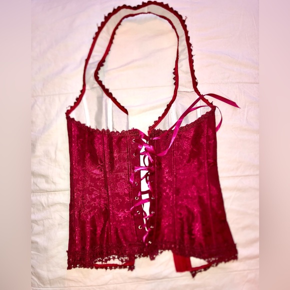 Deep red halter corset - Picture 4 of 8